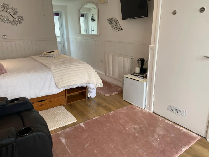 Aquarius B&B