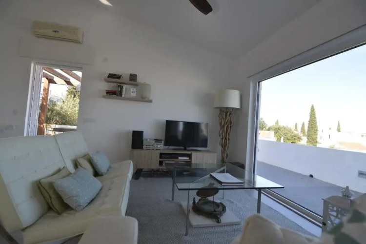 Villa 44