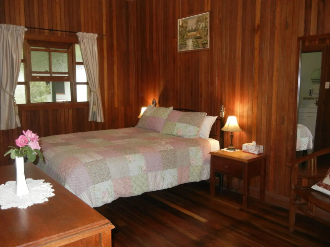 Amamoor Lodge