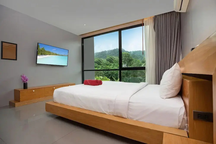 Designer 4BR Pool Villa Gentle Breeze