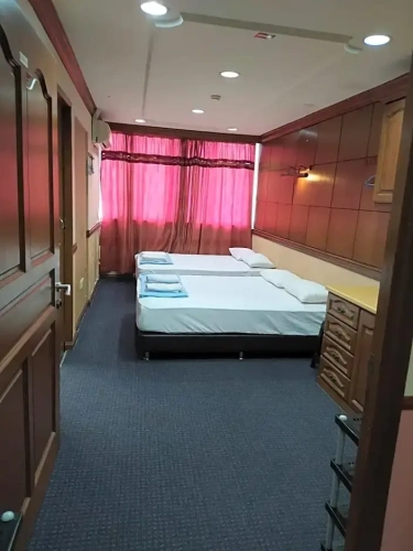 Deluxe Family Suite