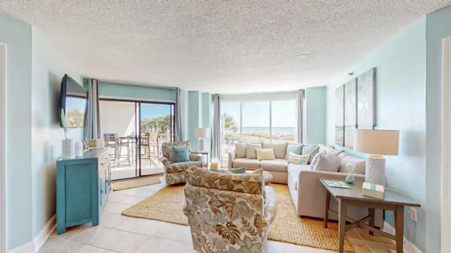 3133 Villamare