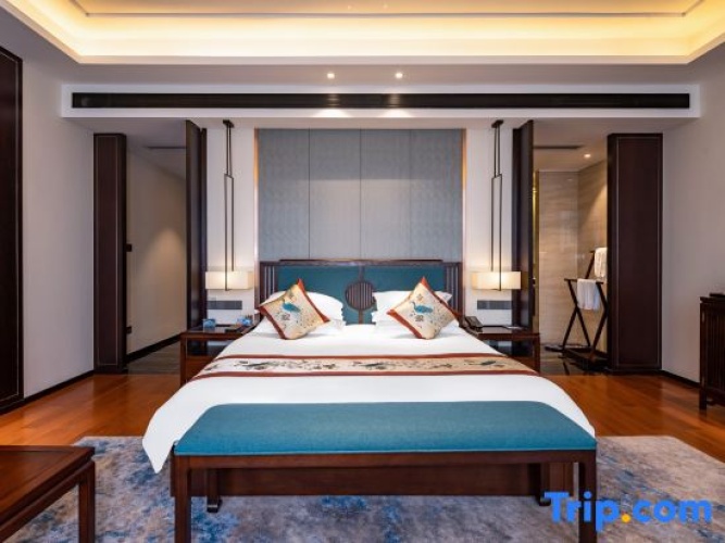 Executive Double room with view