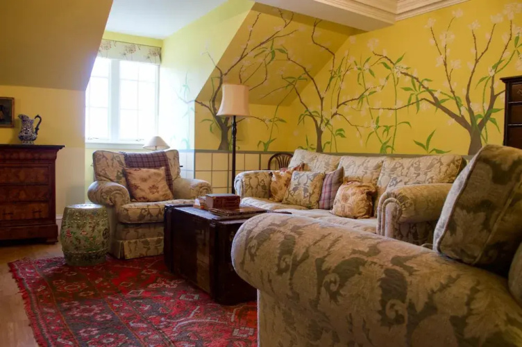 2 Bedroom West End Flat Sleeps 4