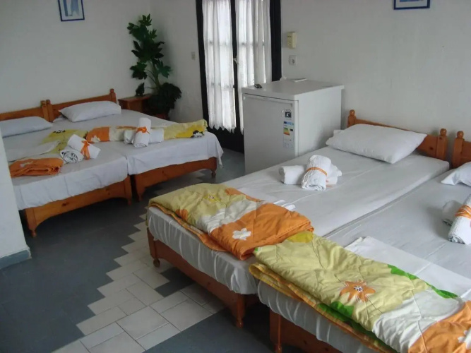 Pension Danaos