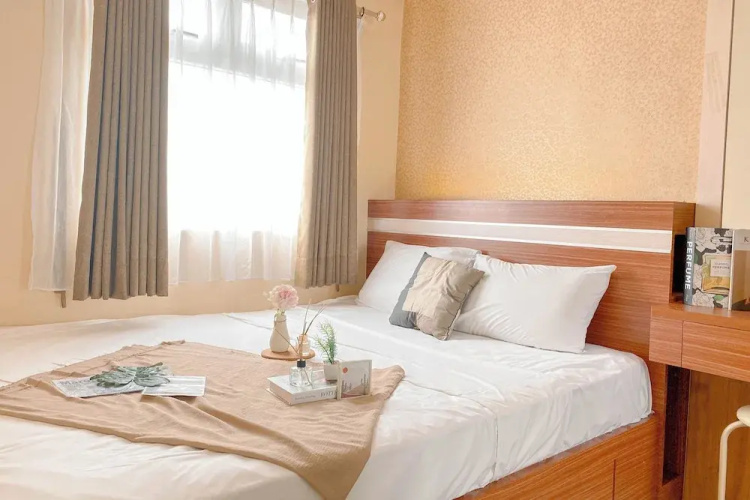 Simple Style 2Br At Green Pramuka City Apartment