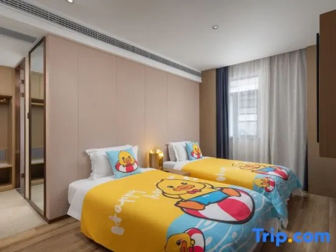 2 Bedrooms Deluxe Family Suite