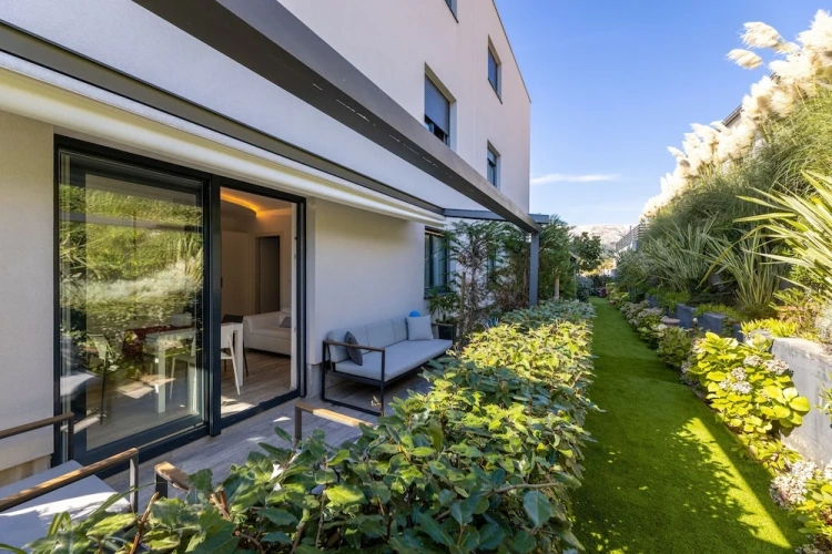 1 Bedroom Classic Apartment with courtyard view