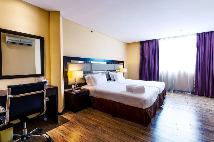 Ixora Hotel