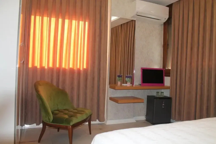 Lila Boutique Hotel