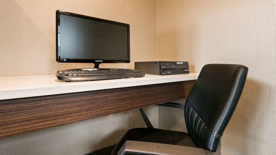 Best Western Plus Burnaby Hotel photo 22