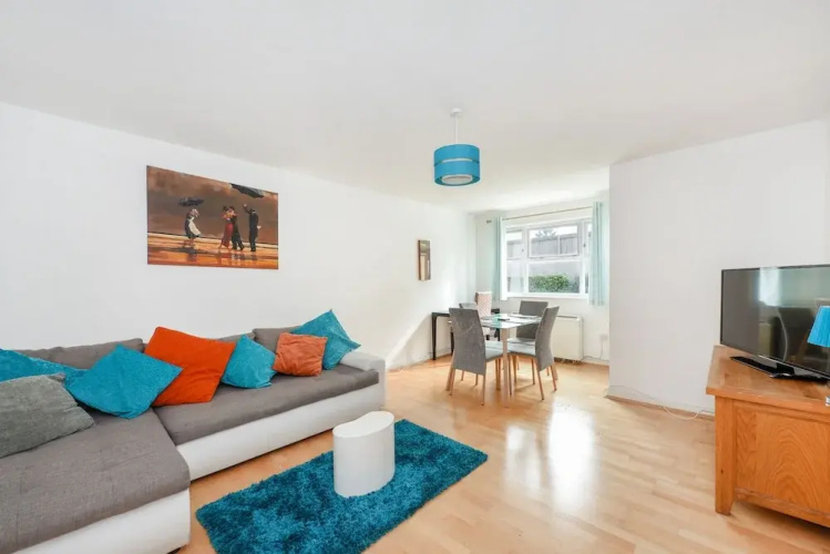 Kosterlitz Lodge 2-Bedroom Flat