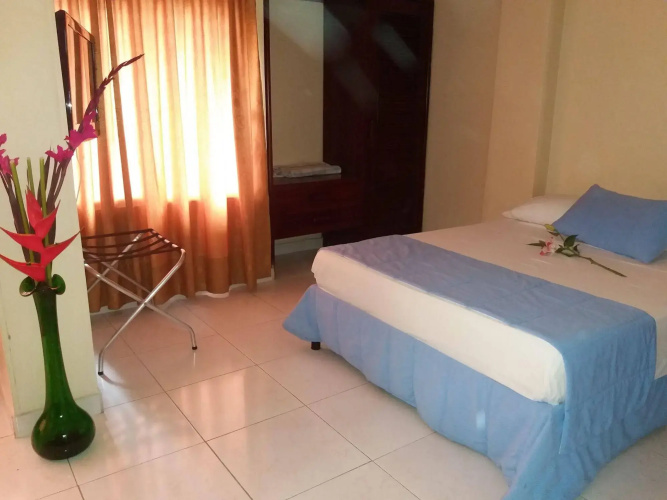 Hotel Tumburagua Inn