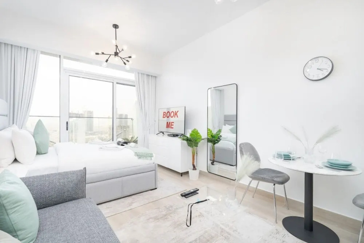 Perfect Studio That Sleeps 2 in JVC