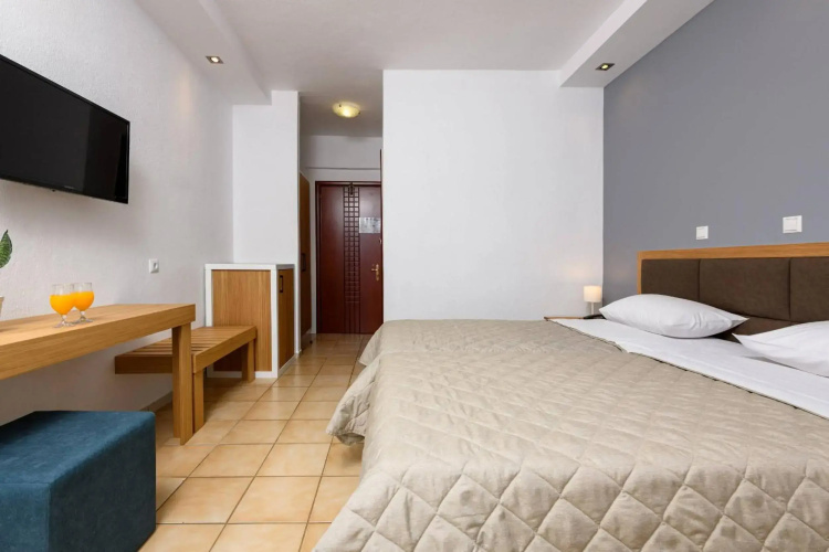 Aethria Hotel