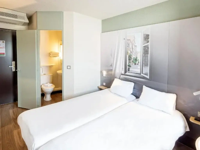 Twin room