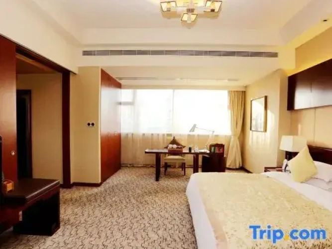 2 Bedrooms Deluxe Family Suite