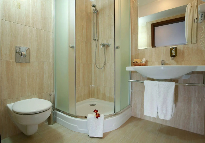 Duet Hotel