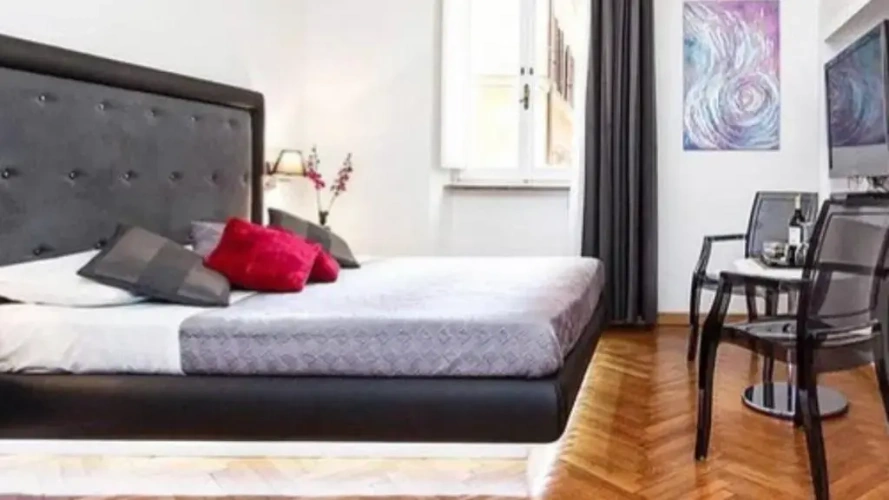 Deluxe Suite