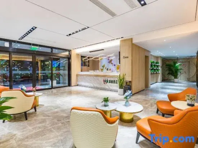 Vyluk Hotel