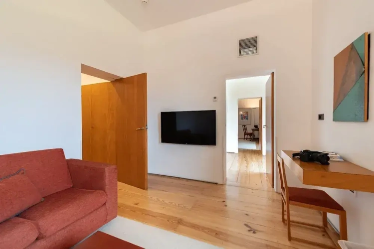 Standard Triple Family room