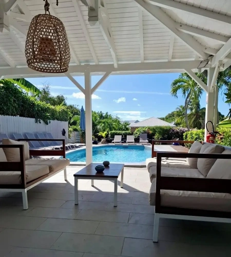 2 Bedrooms Apartment with garden view