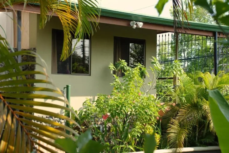 Apartment with garden view