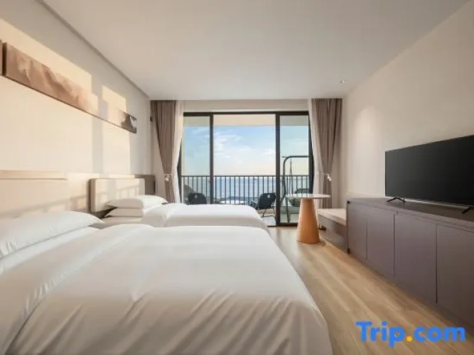 Standard room with balcony and with view