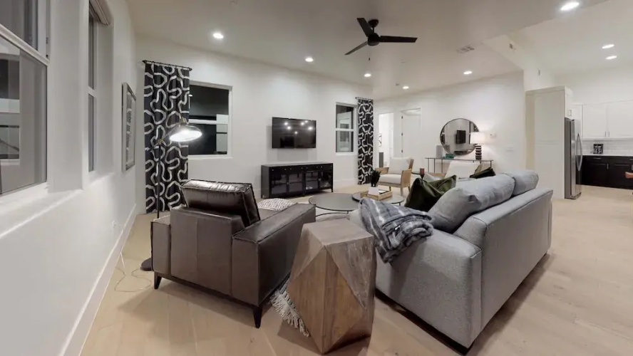 Bloomington Villas