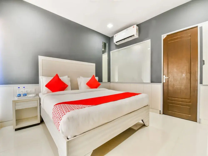 OYO 17264 Ashvem Beach Resort