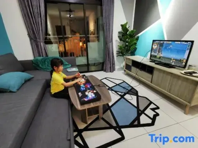3 Bedrooms Apartment
