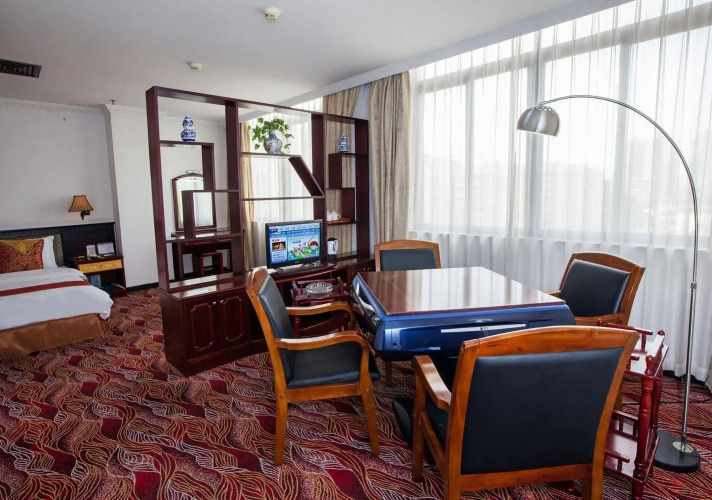 Flower Hotel