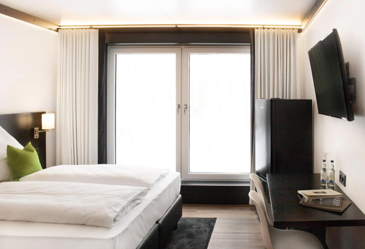 TO Hotel