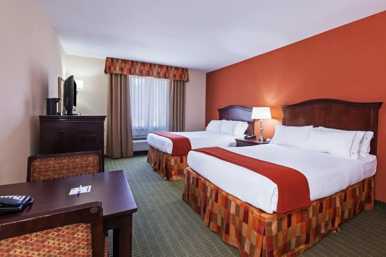 Quadruple Suite