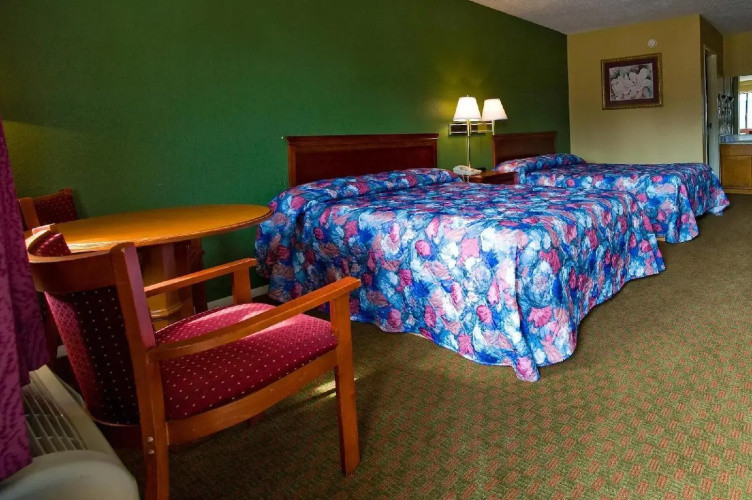 Motel 6 Millington, TN