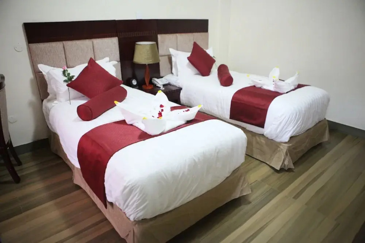 Waterfront Hotel