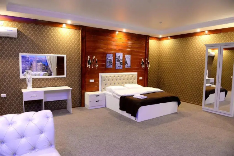 Pride Hotel