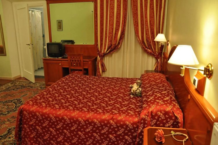 Hotel Sandra
