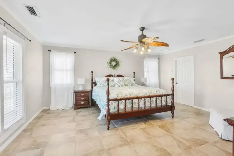 Lagoon Time Beach Home- Elevator Beach Access