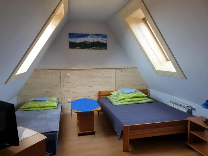 Standard Triple room