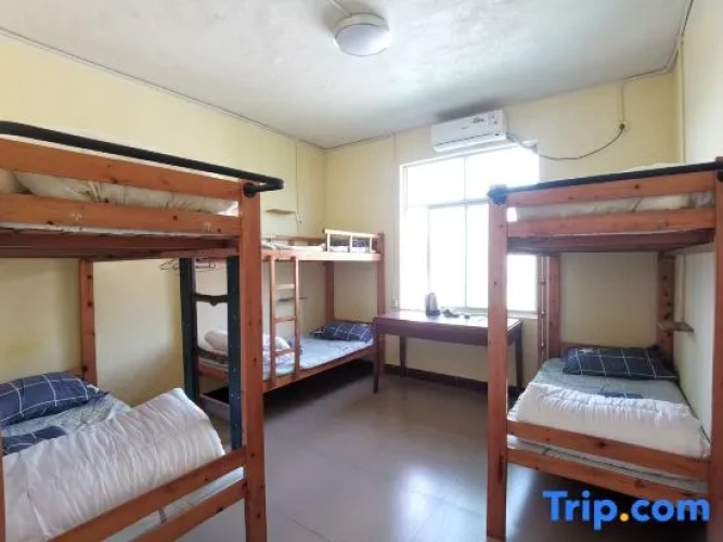 Standard Sextuple room