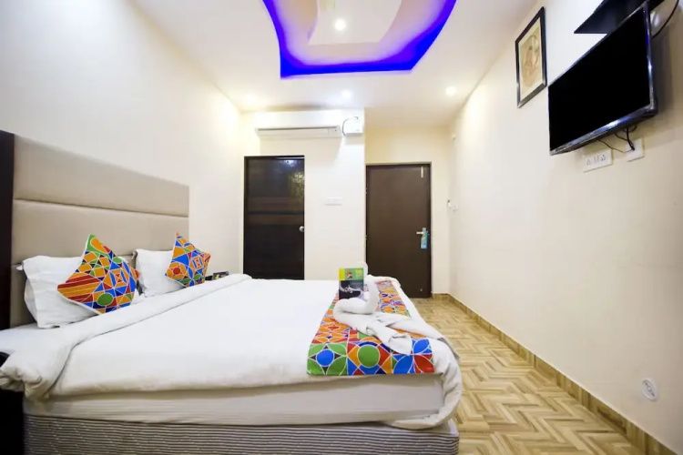 Hotel Deepak Residency