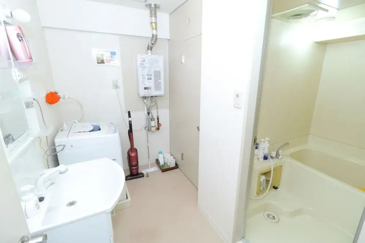 Heights Showa 202