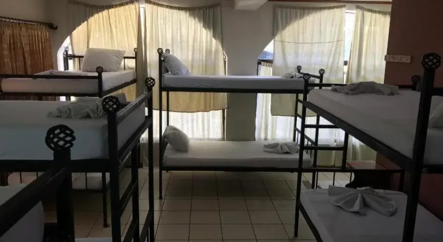 Tamarindo Hostel Resort