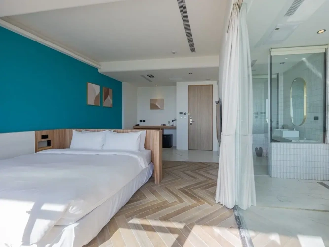 Deluxe Double room with balcony and with sea view