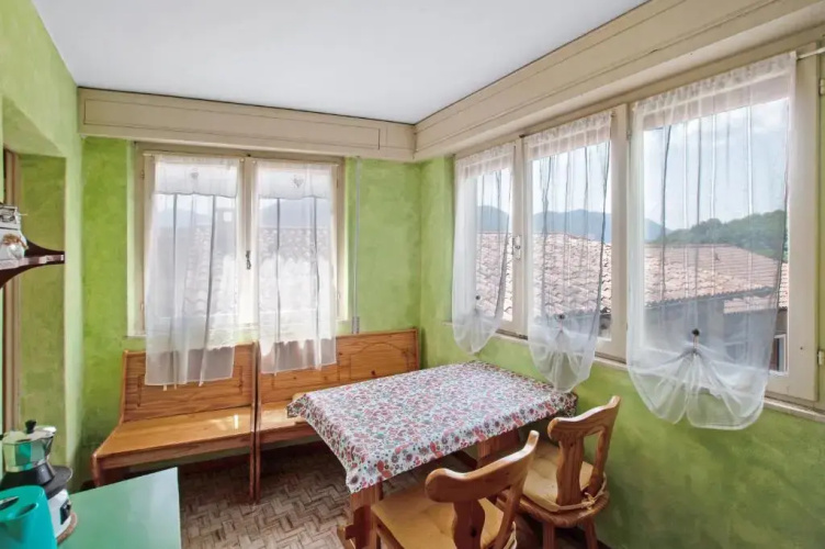 Lovely House on Lake Lugano