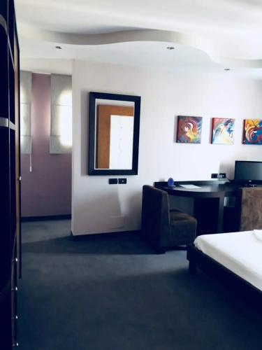Icon Hotel