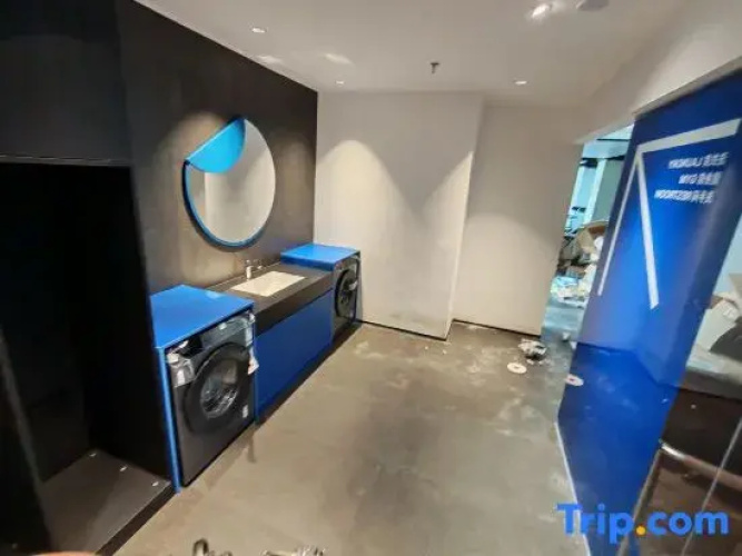 Wink  Hotel
