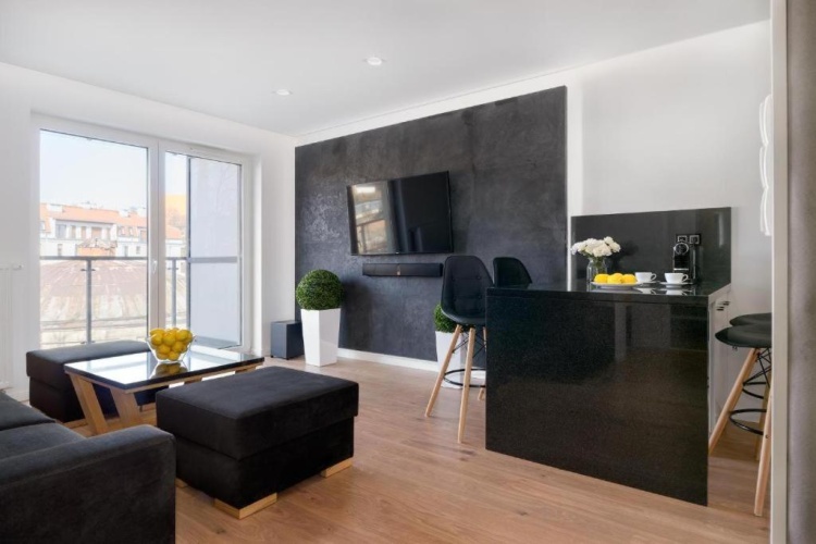 Deluxe Apartment