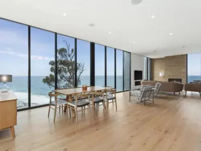 Iluka Blue